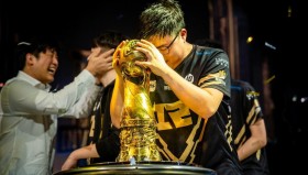 NRG翻盘：s0m关键三杀破局，FNS战术指挥与Victor猎头双杀铸就完美团队战术执行